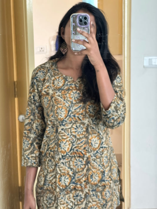 Short kalamkari kurthi